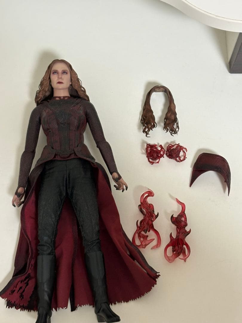 スカーレット・ウィッチ 1/6スケールフィギュア ボーナスアクセサリー付き