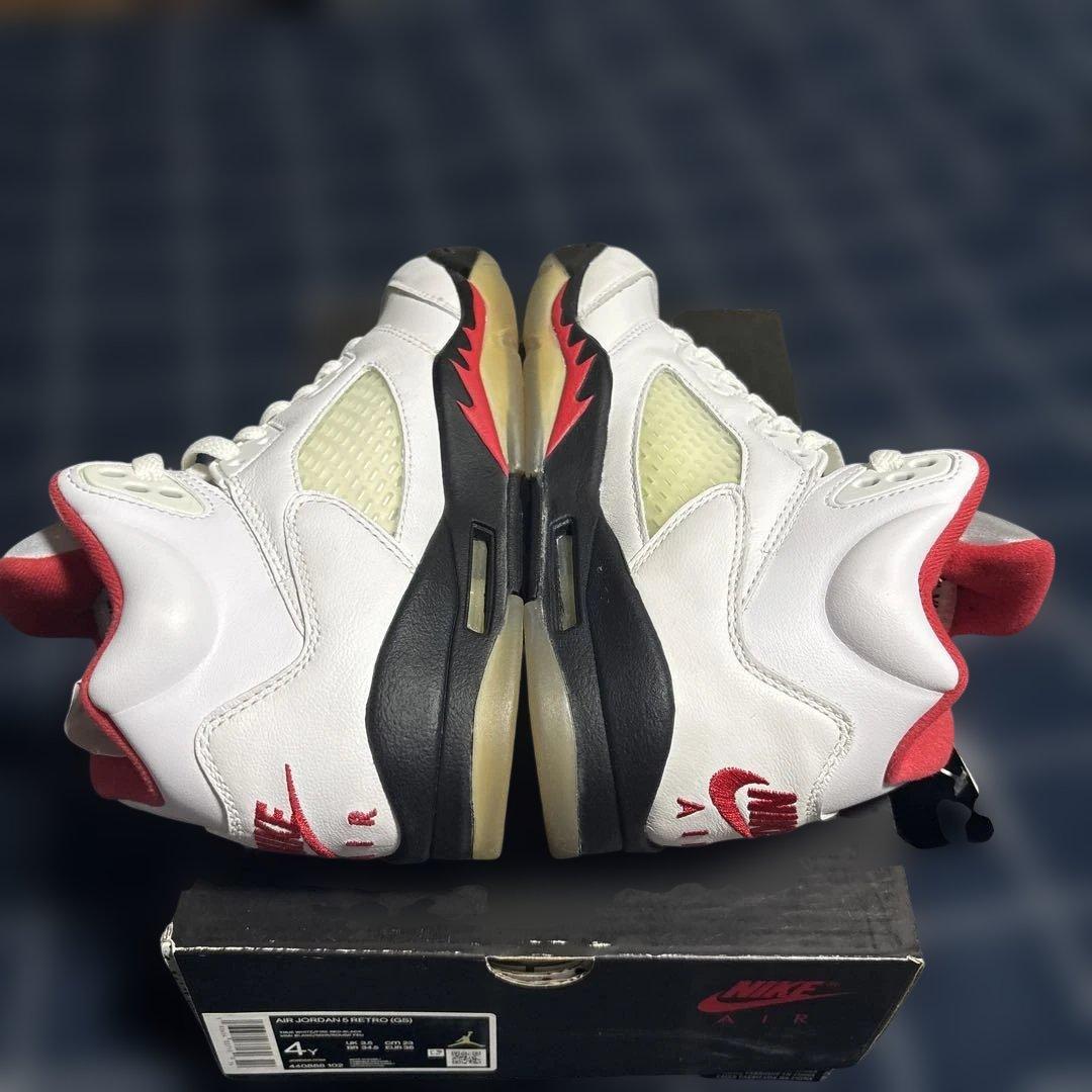 Nike Air Jordan 5 ホワイト/レッド 新品タグ付き　23cm