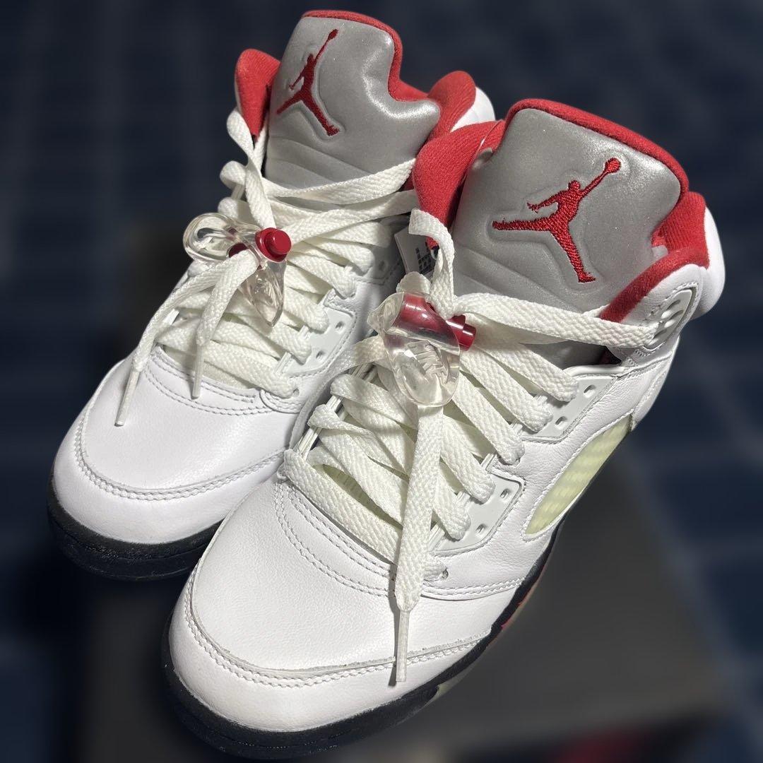 Nike Air Jordan 5 ホワイト/レッド 新品タグ付き　23cm