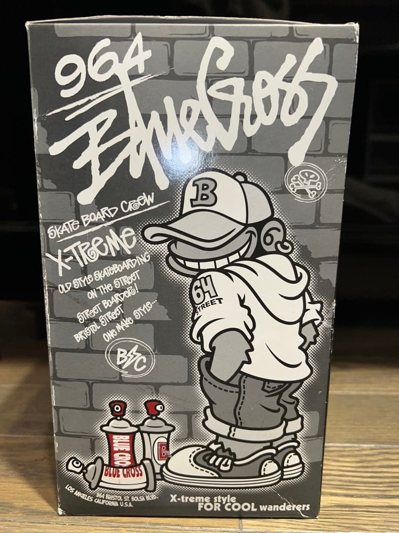 BLUE CROSS 限定版フィギュア