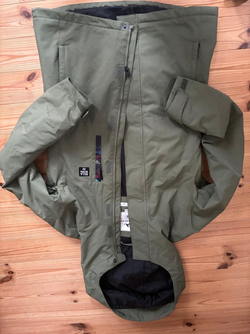 オリーブ色 フード付きスノーボードジャケット