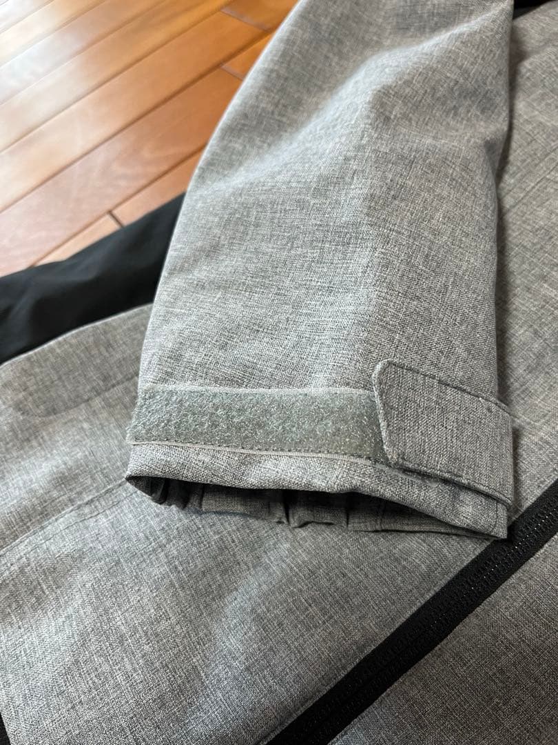 Descente デサント　スキーウェア フード付き 上下セット