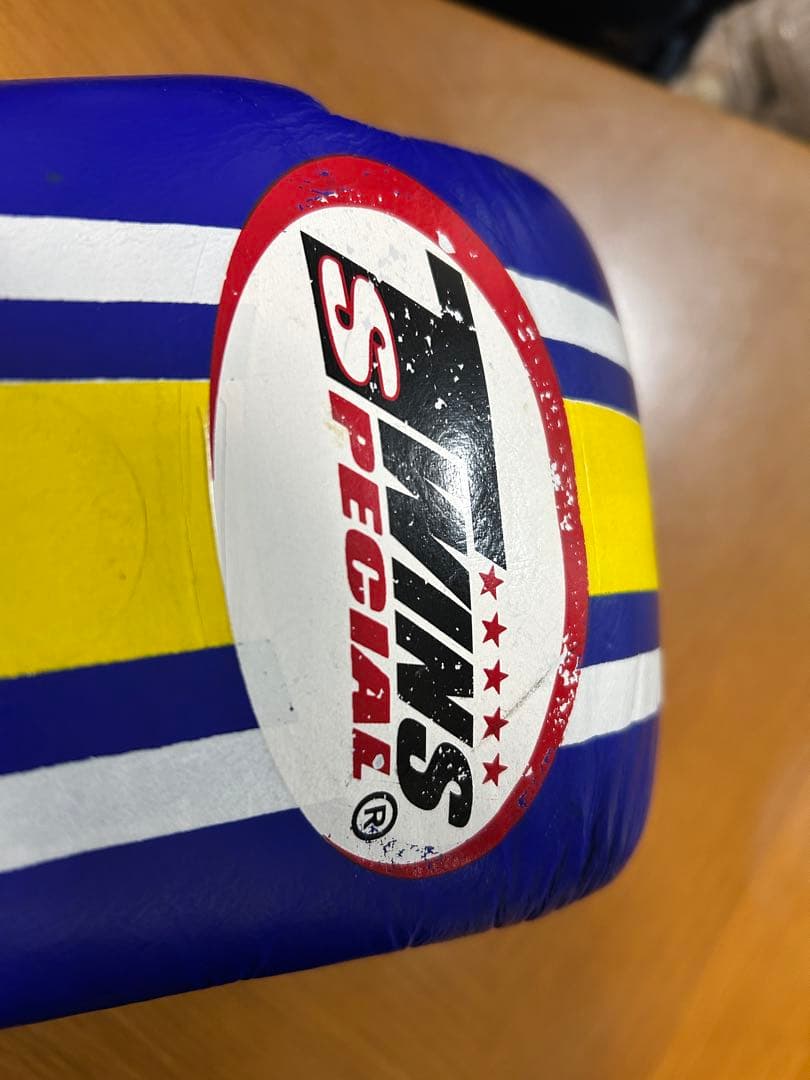 タイ製のTwins Special 8 oZ