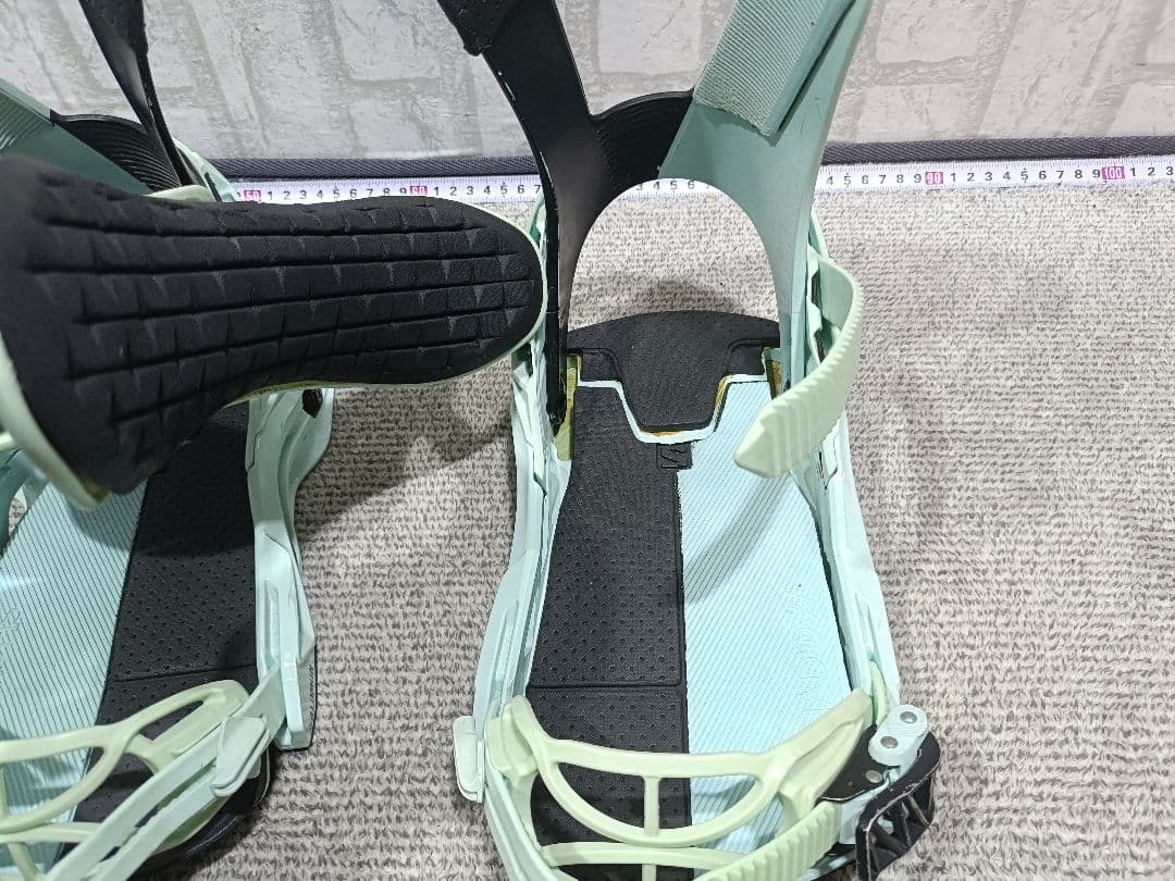 SALOMON HOLOGRAM スノーボード Mサイズ サロモン ホログラム