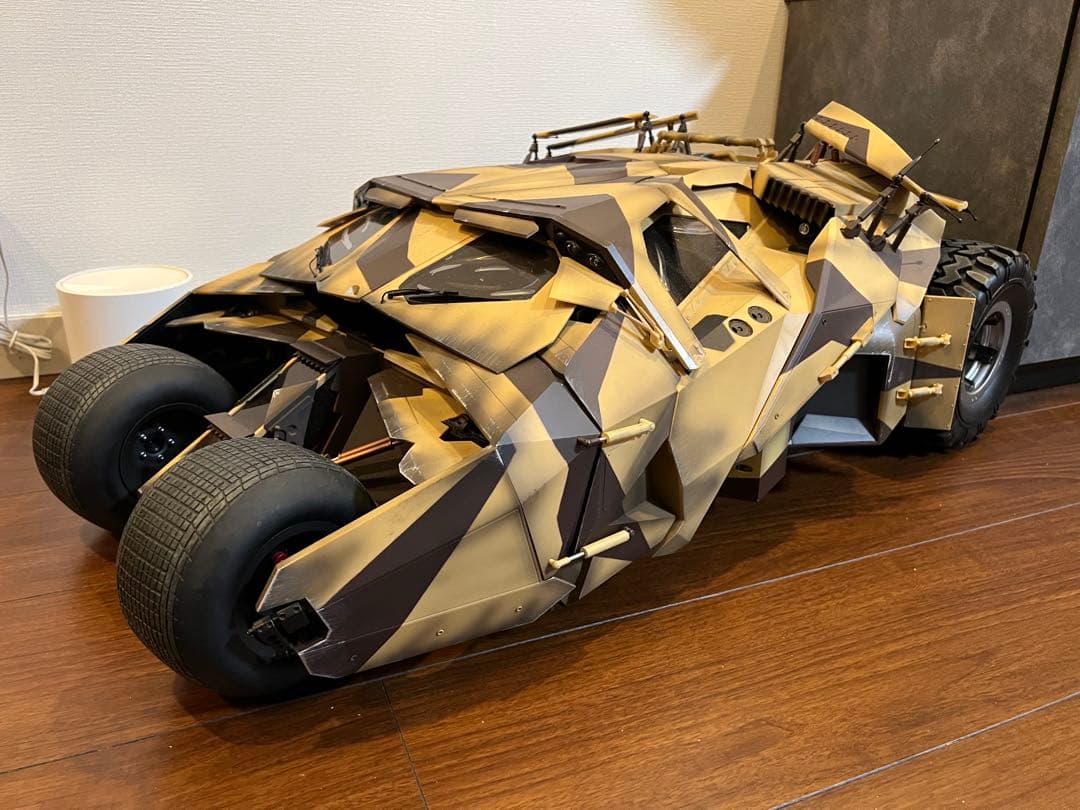 ホットトイズDARK KNIGHT BATMAN TUMBLER（タンブラー）