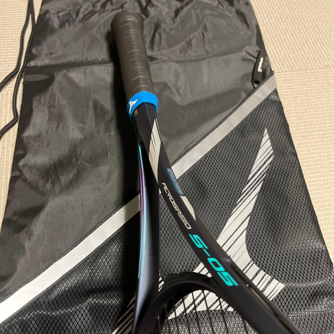 【美品】Mizunoミズノソフトテニスラケット2本セット　ケース.カバー付き