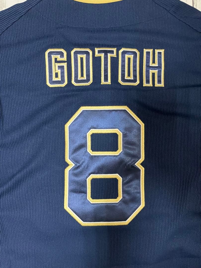 オリックスバファローズ　後藤駿太選手　ビジターユニ