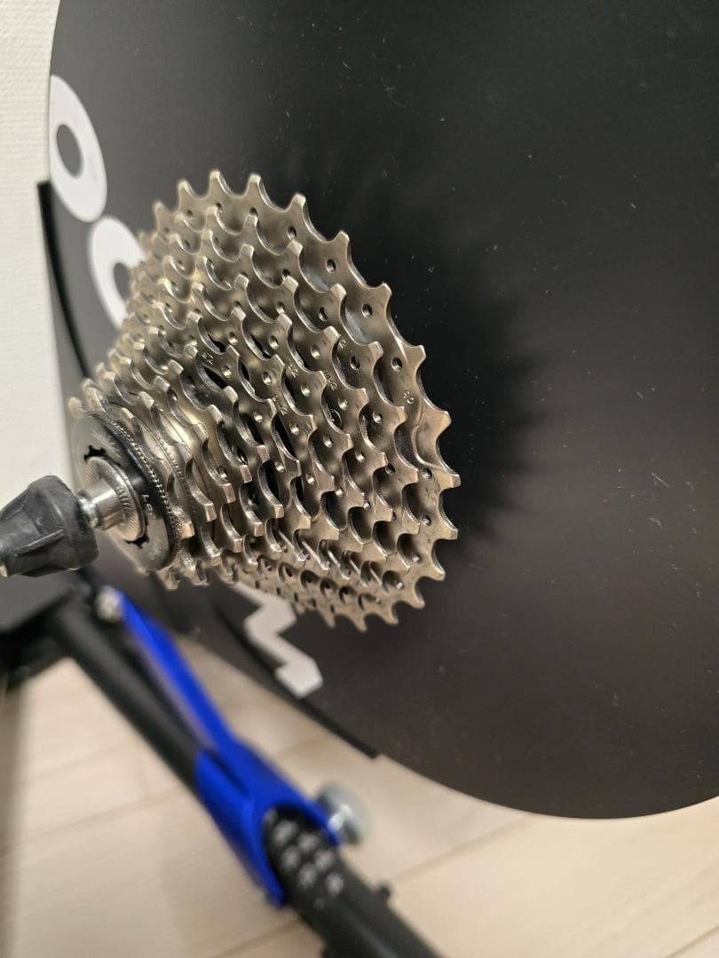 WAHOO KICKR スマートトレーナー v4（Zwift対応製品）