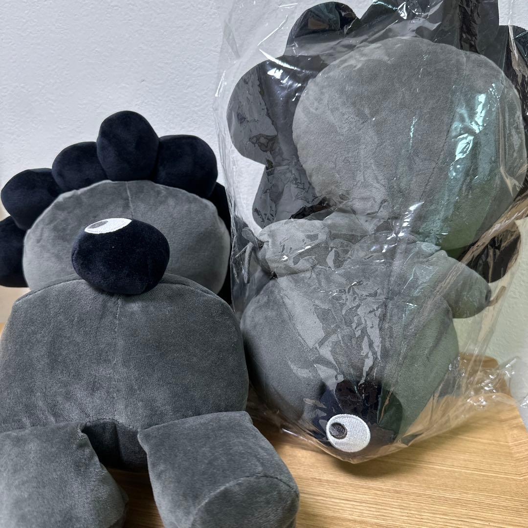 黒ミャクミャクぬいぐるみ　Lサイズ　2点セット