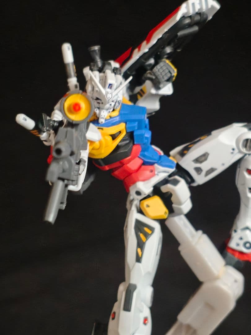 白いガンダム ジークアクス guuuuuux ガンダム シャア HG ガンプラ