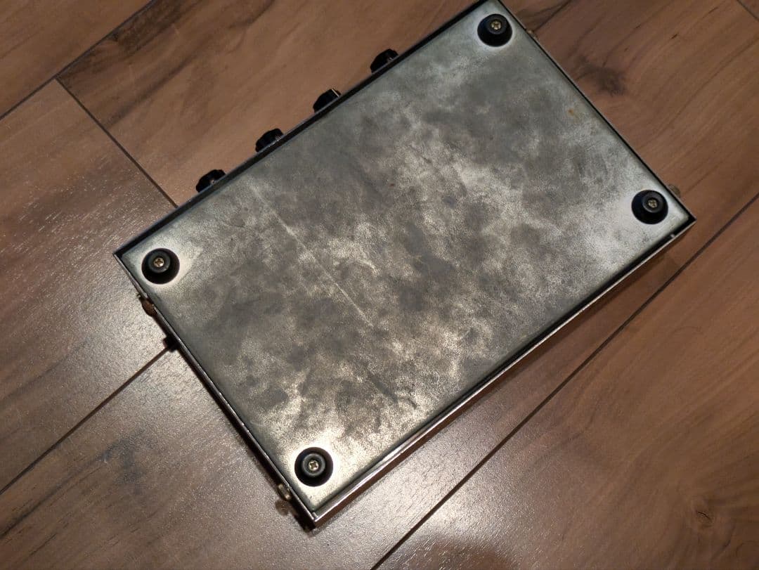 希少 Roland AF-100 Bee Baa Fuzz エフェクター