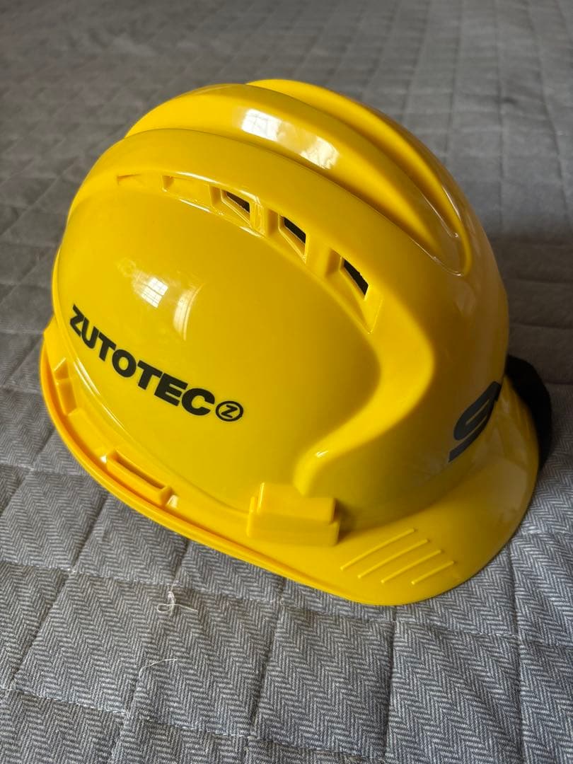 ずとまよ　ガチャ　当たり スナネコ建設　ヘルメット