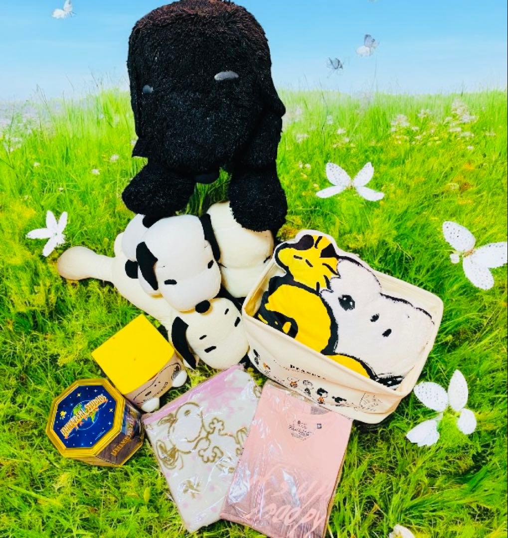 スヌーピー グッズまとめ売り　ぬいぐるみセット　雑貨　Tシャツ　お値下げ中