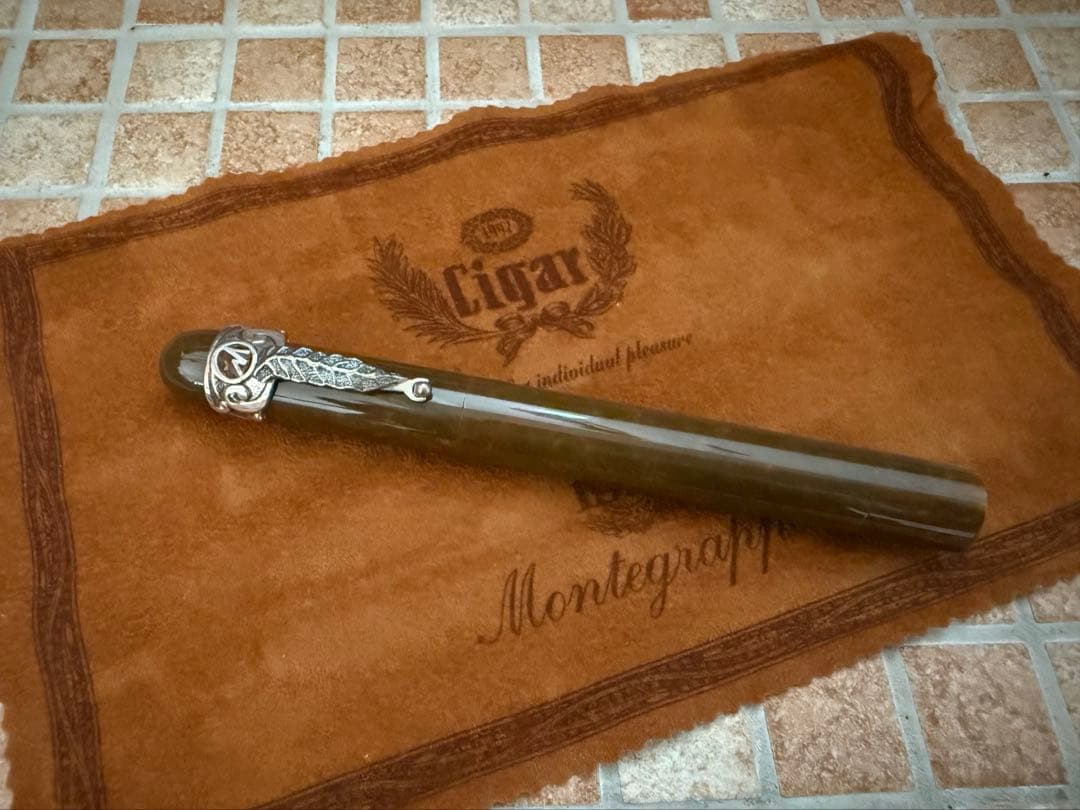 未使用・新品1997モンテグラッパ シガー 万年筆 リミテッドエディション