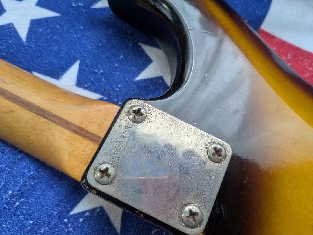 伝説の逸品　ヴィンテージ　トーカイ・ストラト