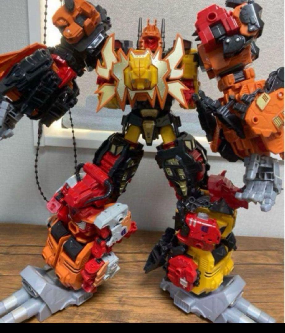 非正規 トランスフォーマー プレダキング風　巨大サイズ