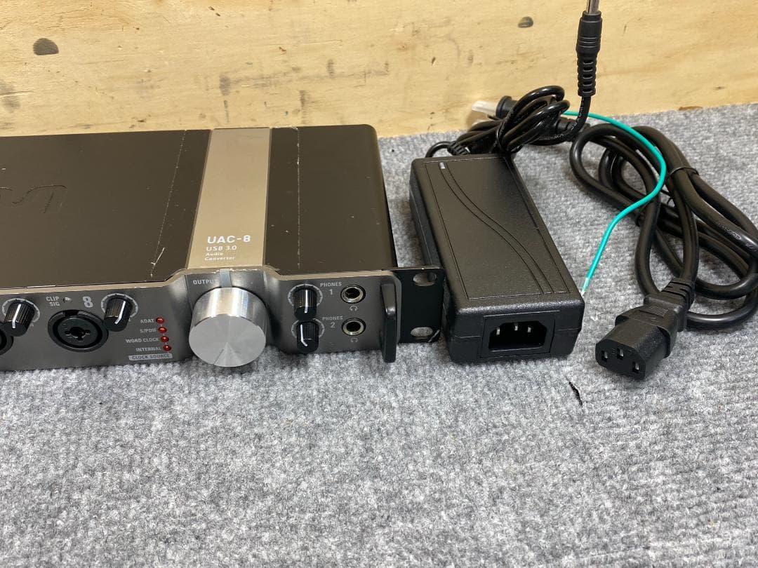 ZOOM UAC-8 オーディオインターフェース