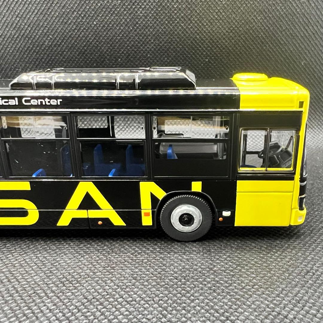 トミカリミテッドヴィンテージ ネオ　日産送迎バス　LV-N245e いすゞエルガ