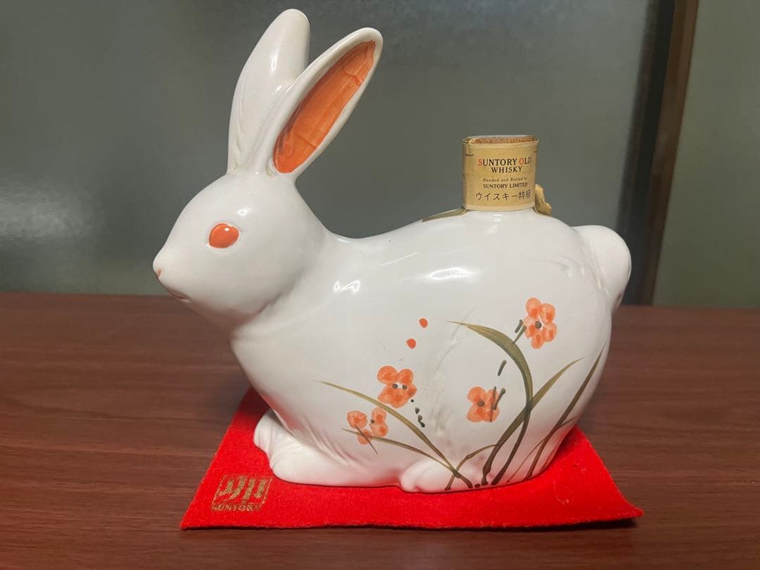 未開栓 Suntory サントリー ウィスキー 干支ボトル　卯　うさぎ