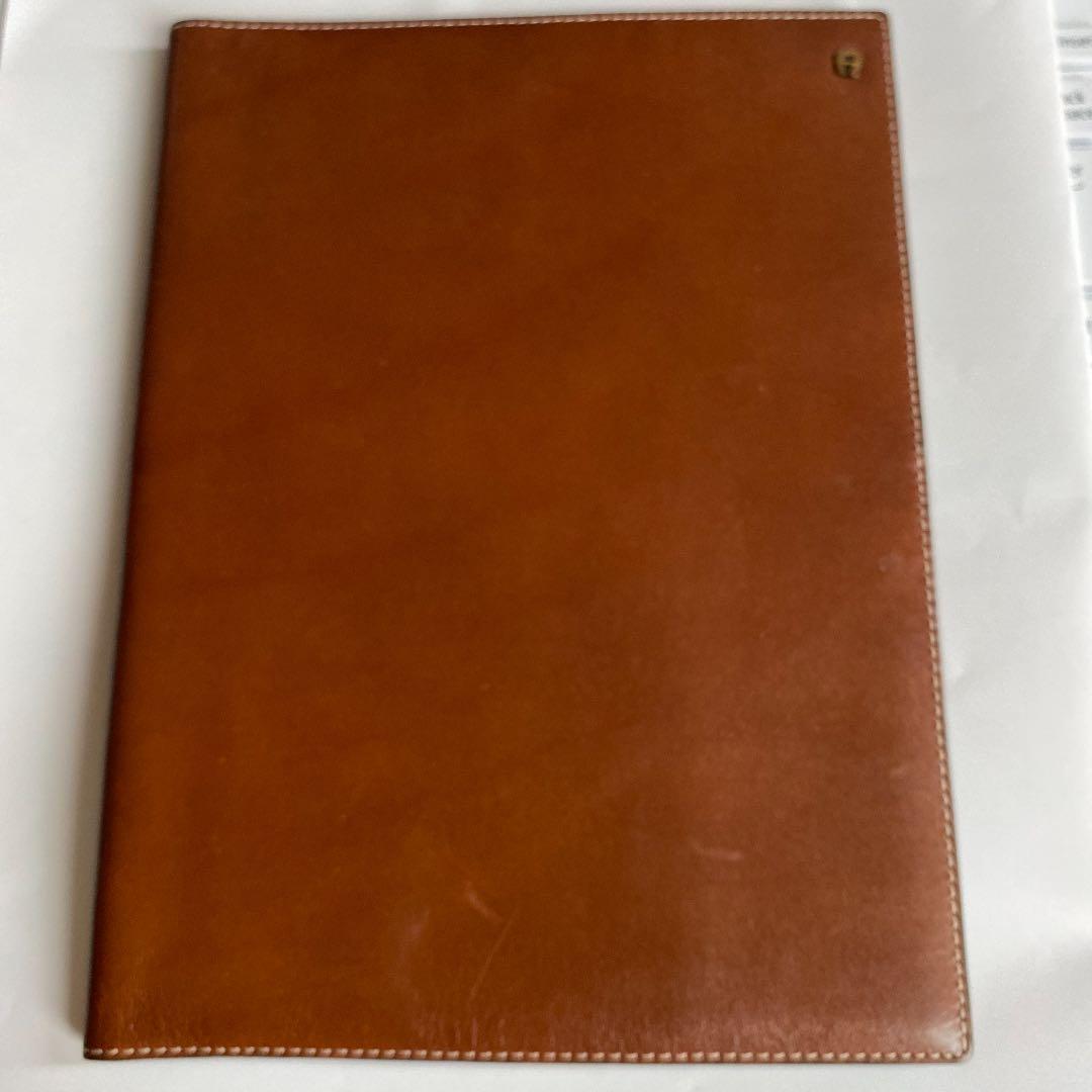 AIGER  アイグナー　本革Ａ5サイズ　　カバー　茶色