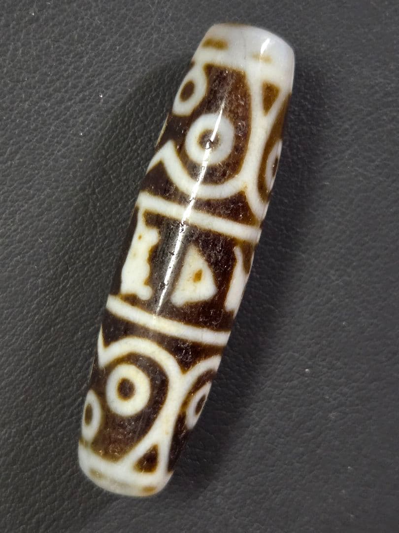 861　天珠　六字真言　梵字　十二眼天珠　貴重　珍品　dzibeads！