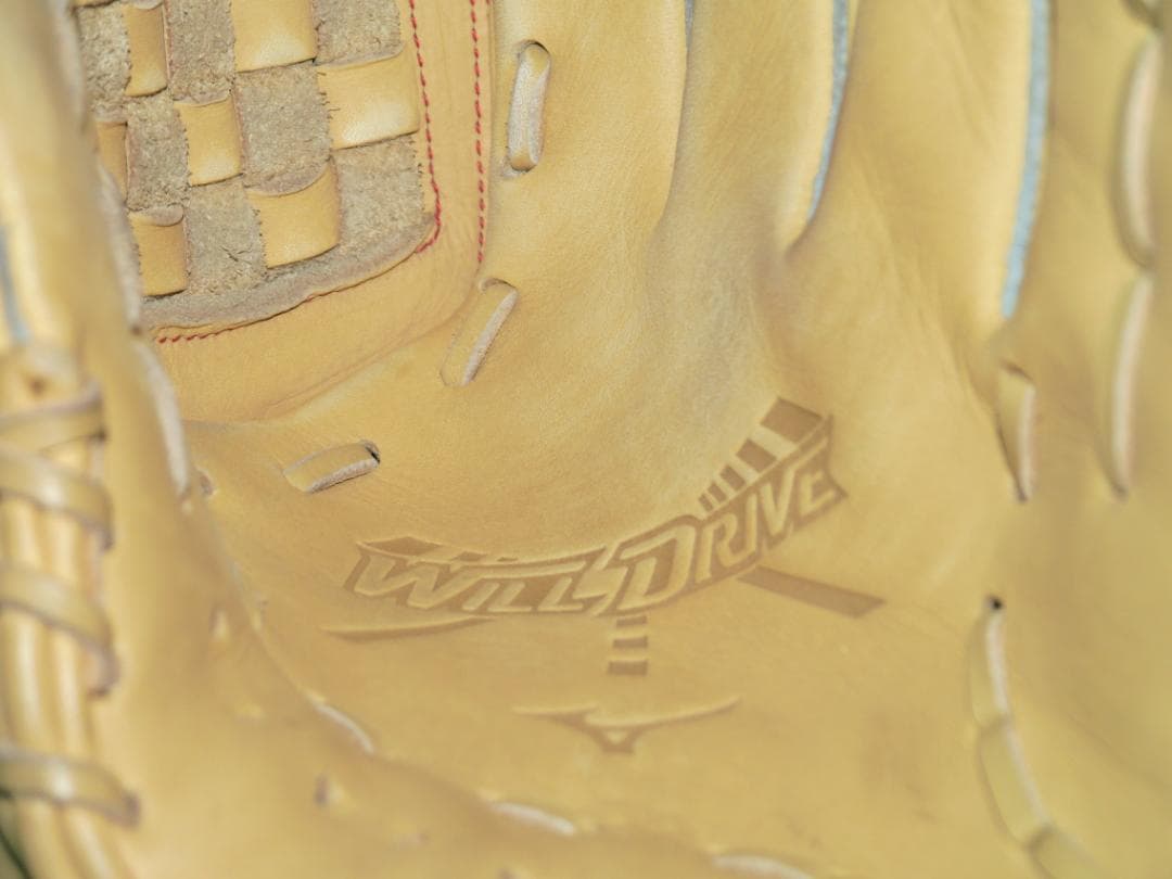 ミズノ WillDrive 軟式野球グローブ ベージュ