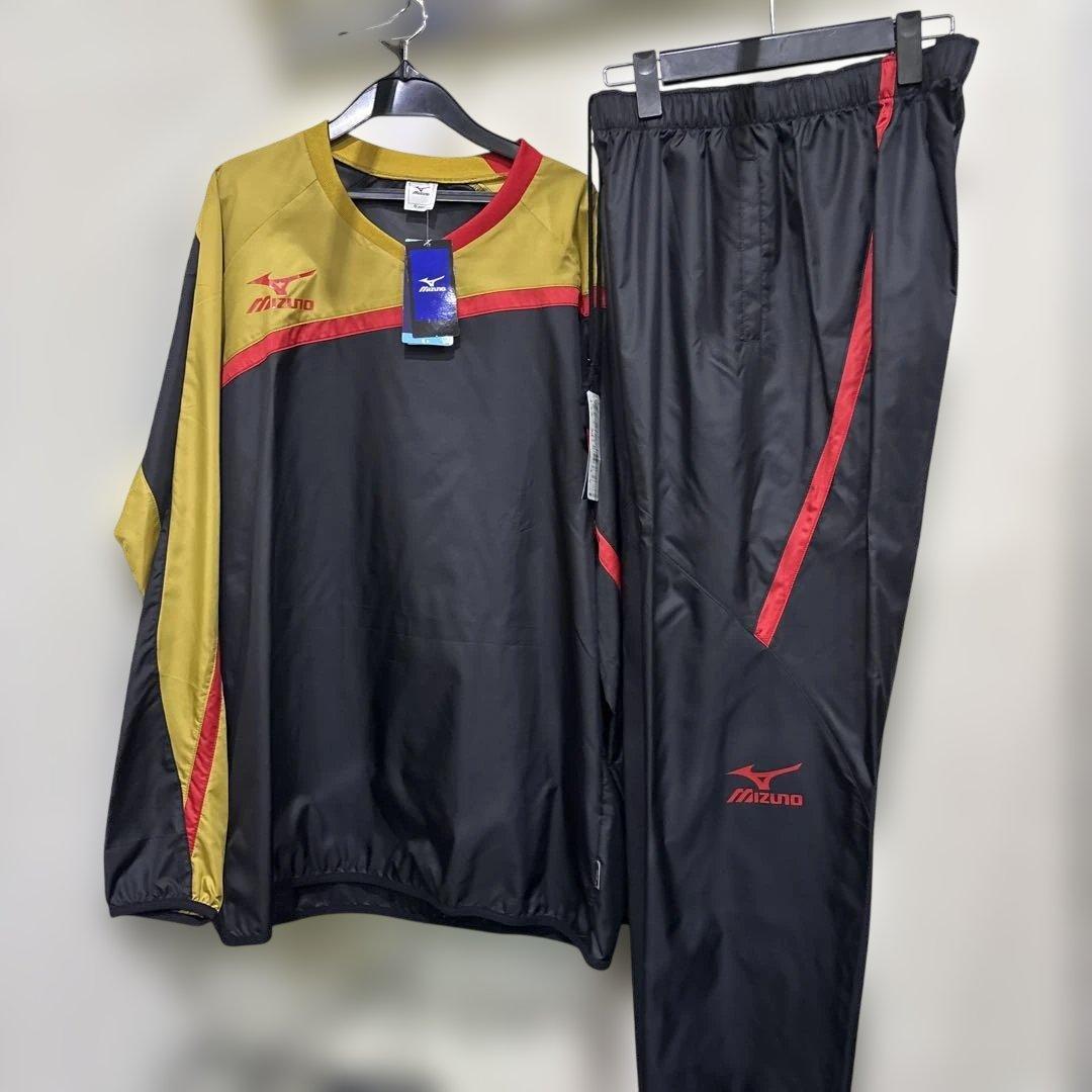ミズノサッカーピステ上下新品