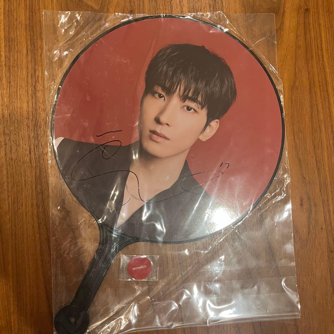 SEVENTEEN ウォヌ 直筆サイン入りFC当選 限定うちわ即購入◎ 値下げ中