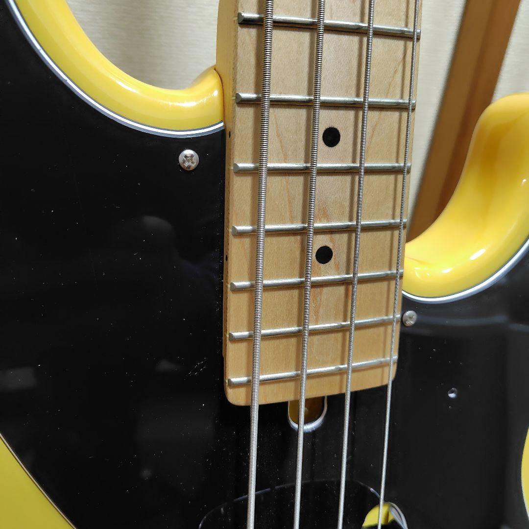 Bacchus OPBタイプ4弦ベース