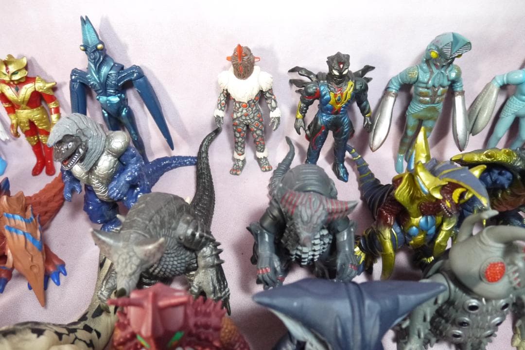 ウルトラ怪獣シリーズ　など　怪獣ソフビ　64体セット