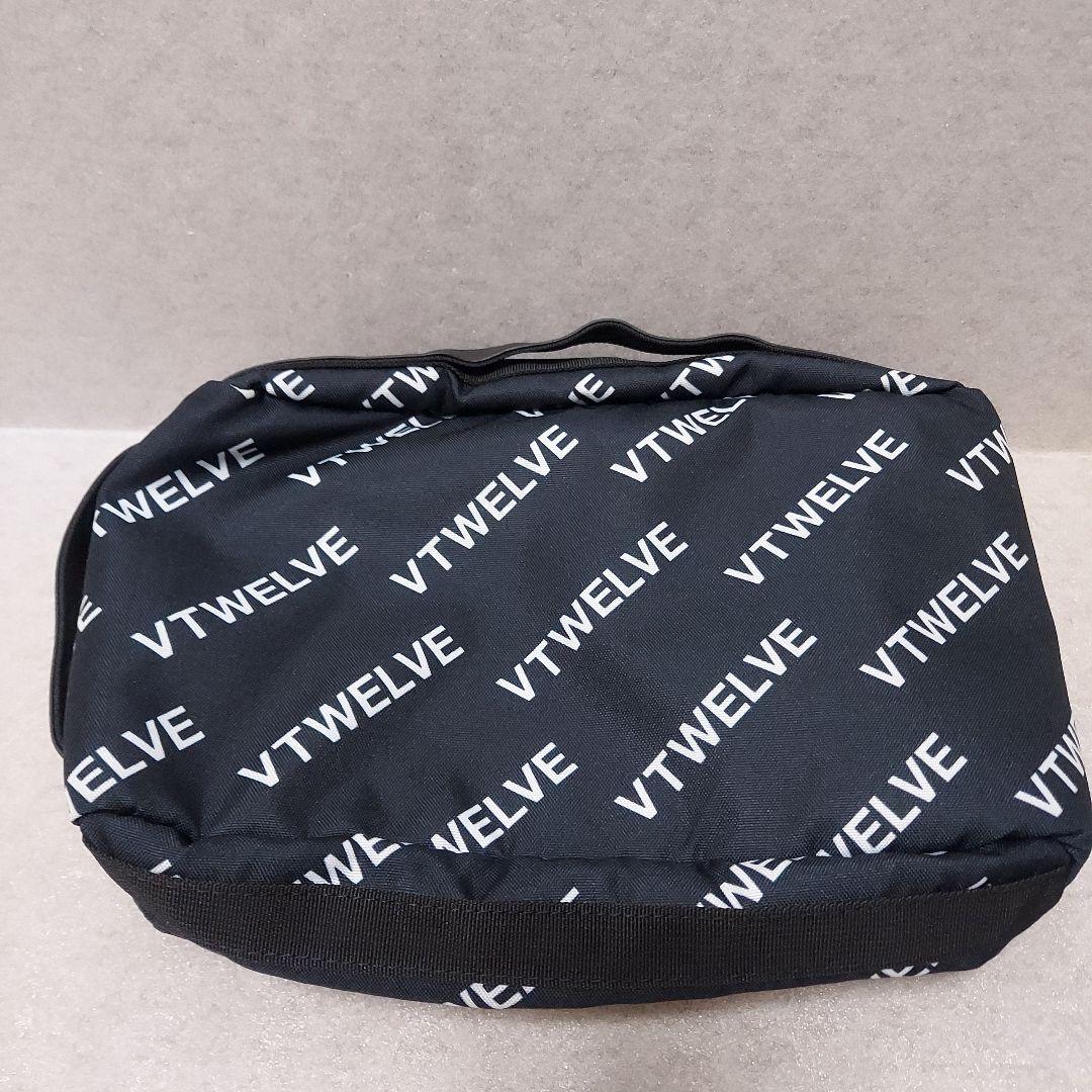 【在庫一掃セール】V12(ヴィトゥエルヴ)　シューズケース　ブラック