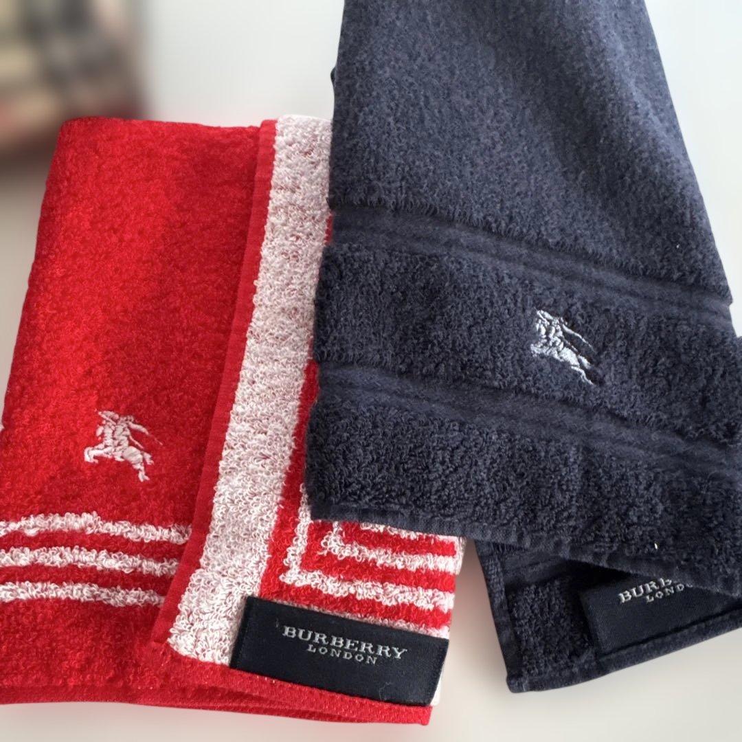 バーバリー ポーチ　ゴルフボールケース　＆　タオルハンカチ２枚