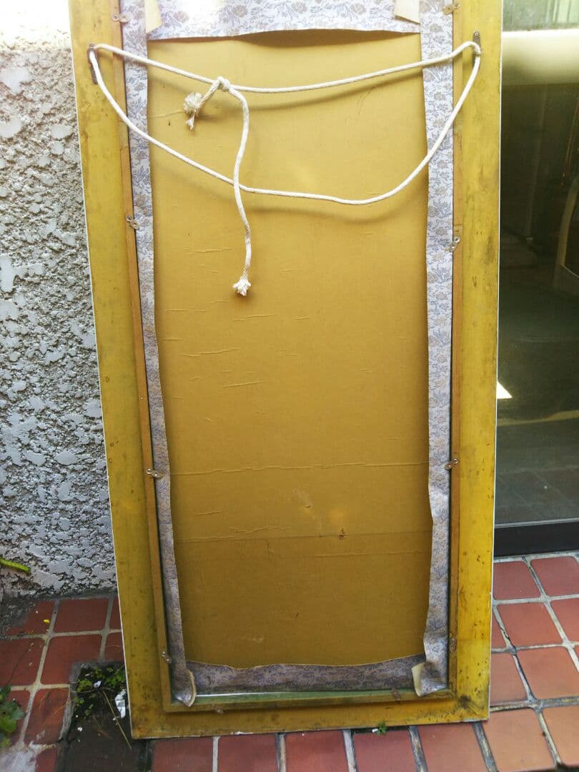 額にかけじくを入れました