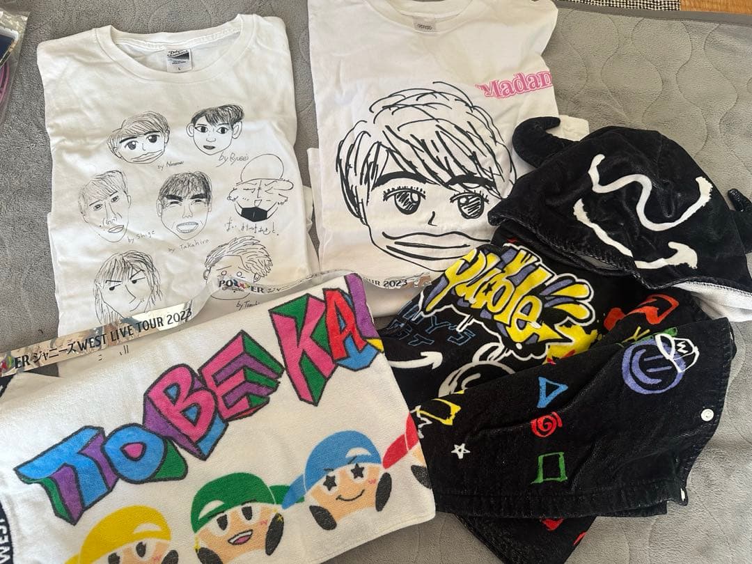 WEST.グッズセット(Tシャツ,ペンライト,カレンダー,会報ブック,タオル)