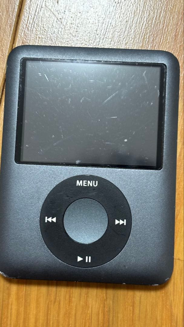 動作品　Apple iPod Classic 8GB