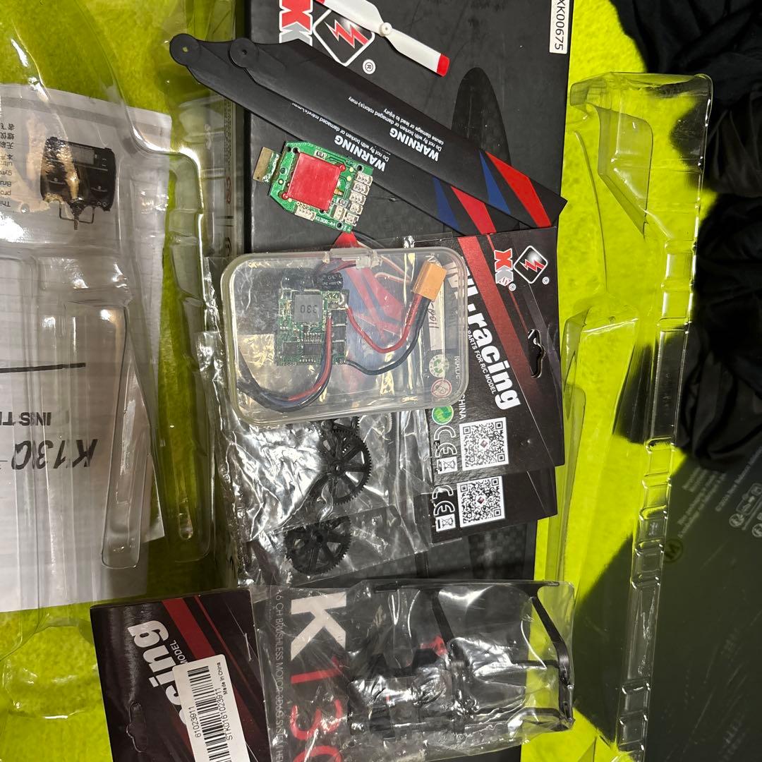 ラジコンヘリコプターxk k130