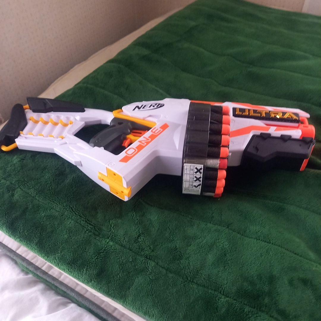 ULTRA トイガン 回転式弾倉付き