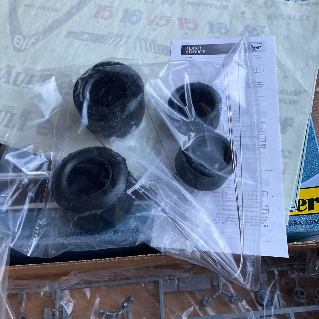 Heller 1/12 RENAULT ルノー F1 RE20/23 1980