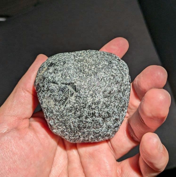 研磨品　十勝石玲瓏　パープル、ブルーレインボーオブシディアン