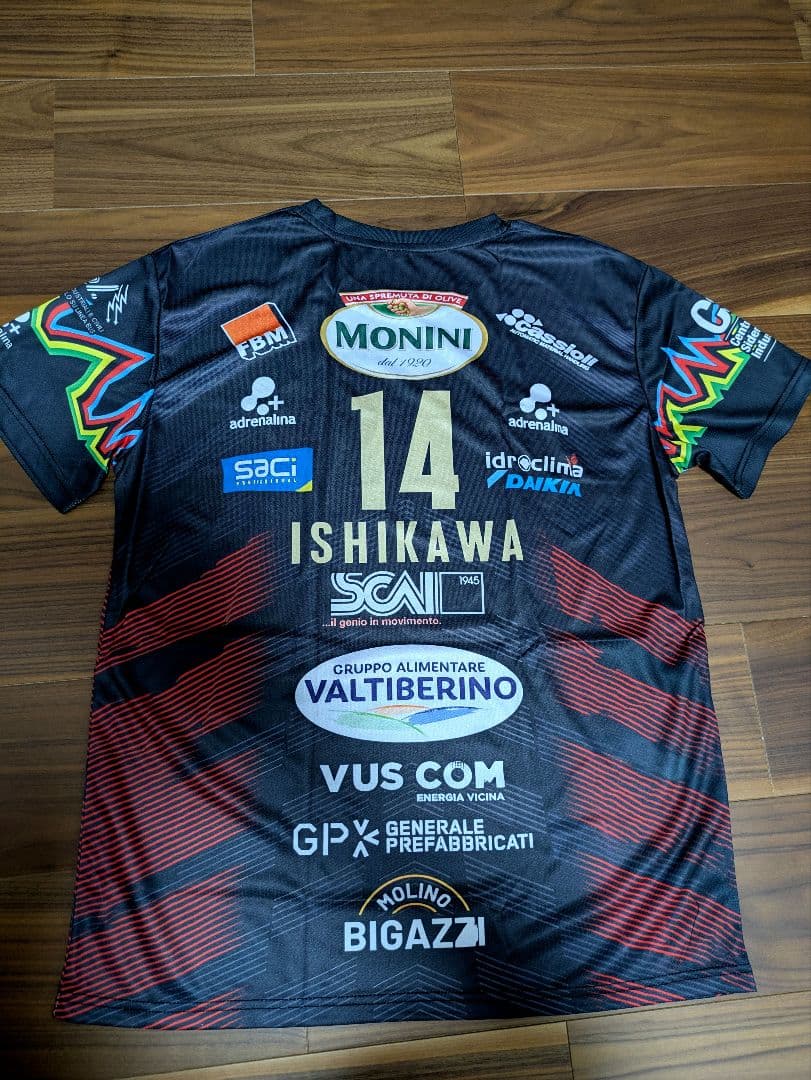 ★石川祐希 ペルージャ　黒ユニフォーム　ゲーム　シャツ　バレーボール　XL