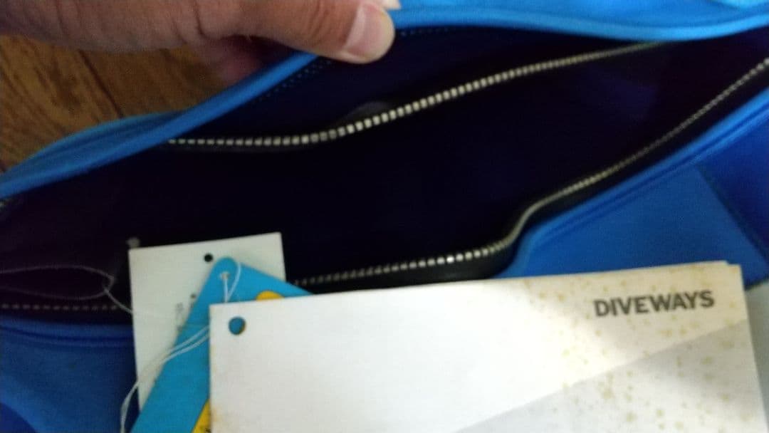 ドライスーツ ダイビング