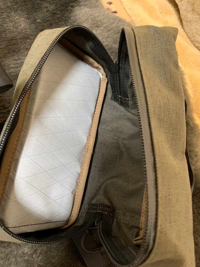 アクセサリー Raw Low Mountain Works Front Bag