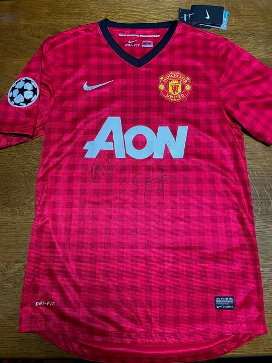 マンチェスターＵ　サイン入りユニフォーム（香川等）