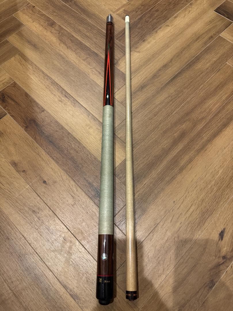 Adamビリヤードキュー