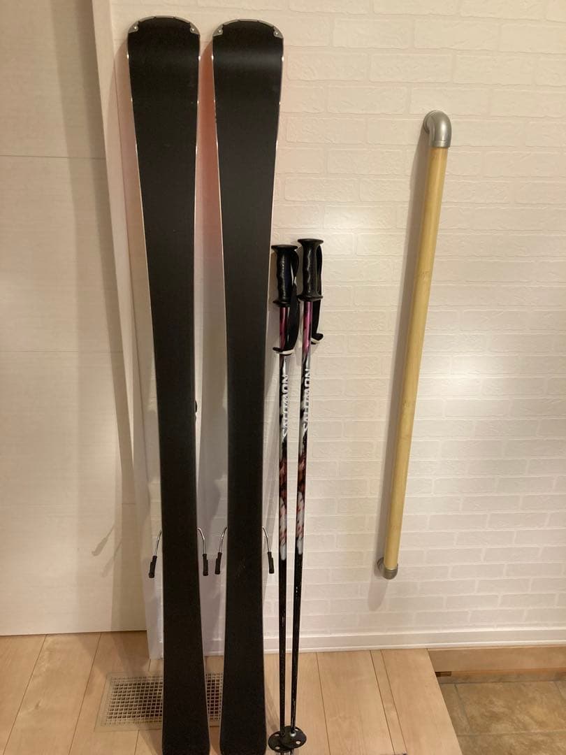 ROSSIGNOL REACT RTX スキー 156cm ポール付き