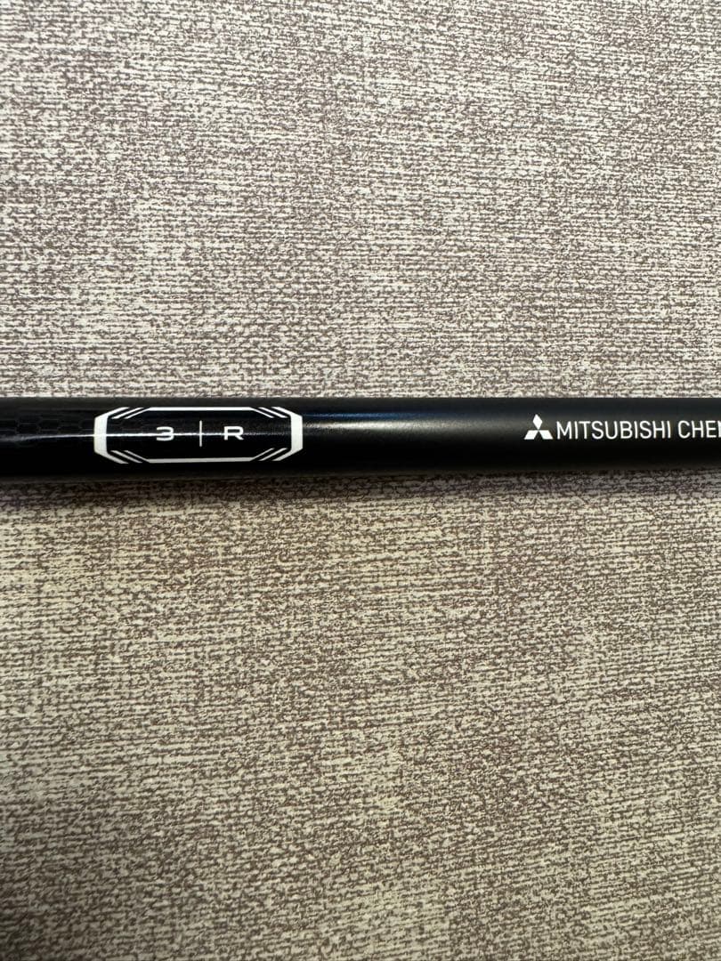 VANQUISH ドライバー　3 R バンキッシュ テーラーメイドスリーブ付