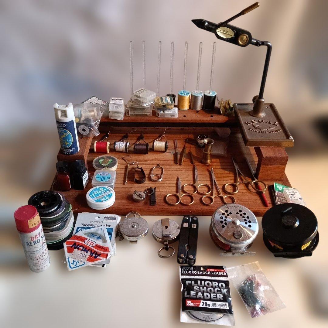 37.フライフィッシング作業台セット