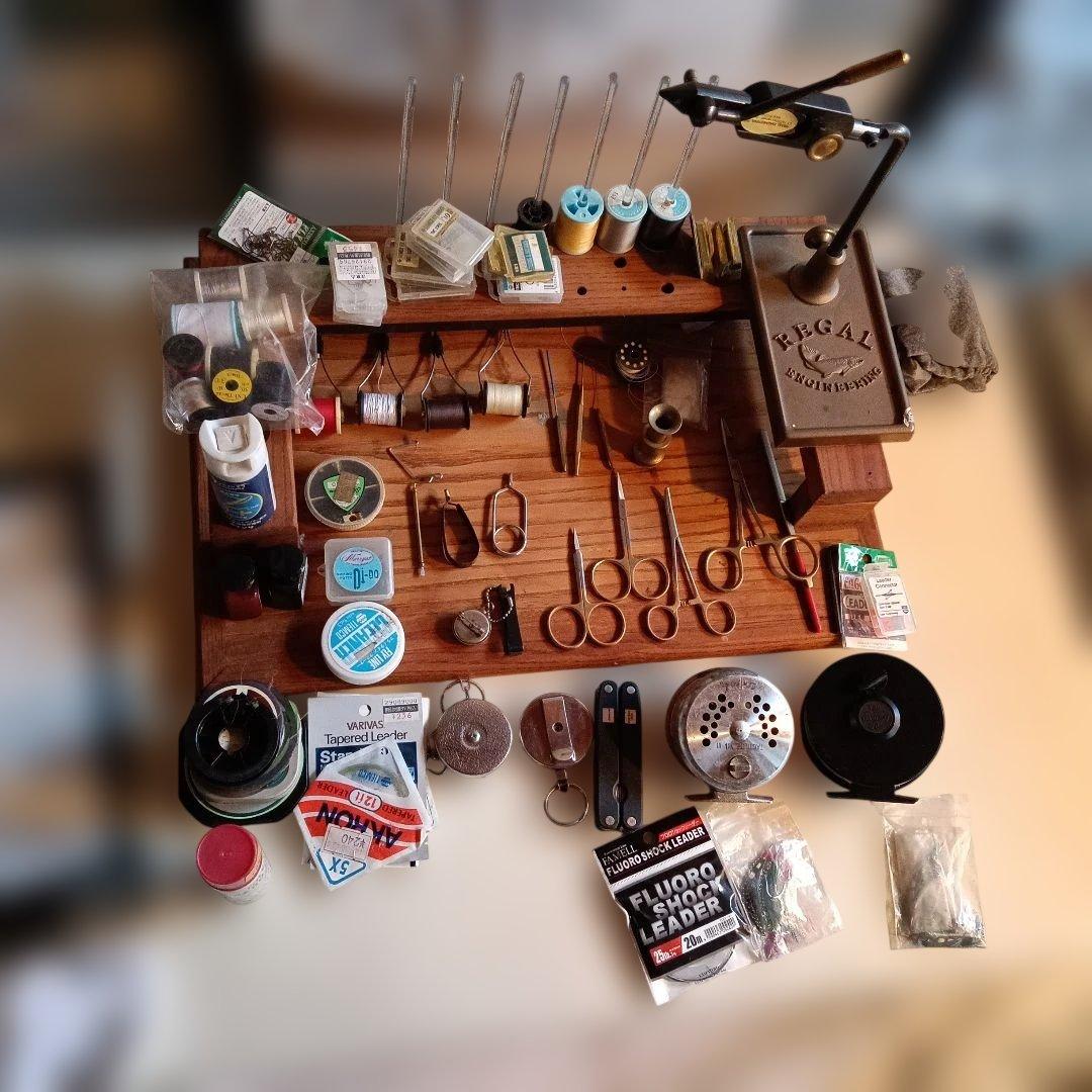 37.フライフィッシング作業台セット