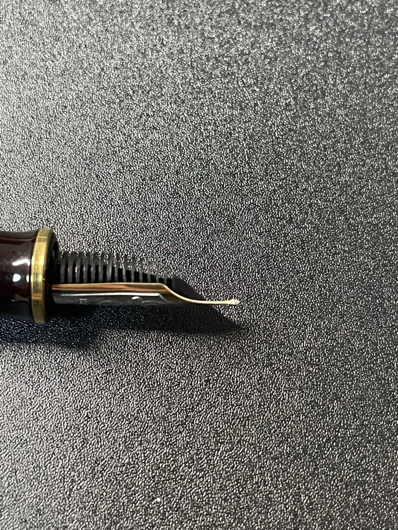 Pelikan 万年筆 M400 トータスシェルブラウン　茶縞　細字　F