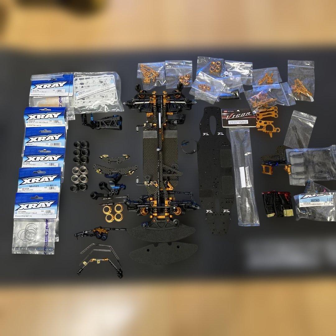 XRAY T4 1/10ツーリングカー　ジャンク品